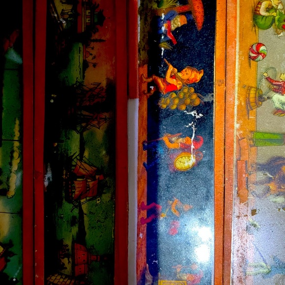 Magic Lantern glass painted slides lot of 6. Some damage as seen in pictures. - Picture 5 of 10